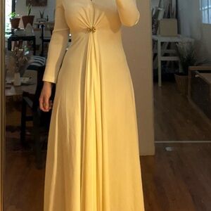 Elegant Cream Maxi Dress